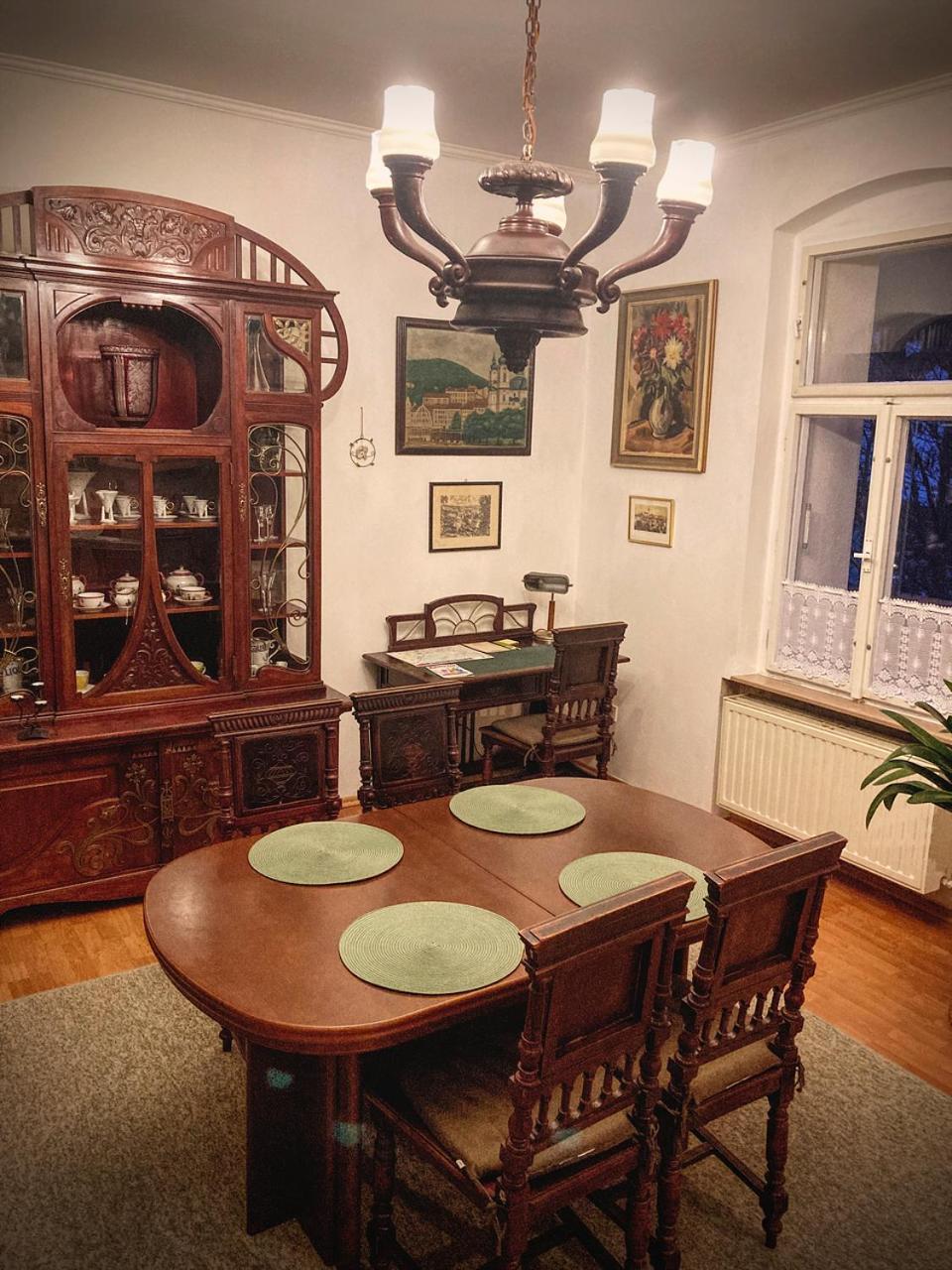 Vila Historica Karlovy Vary Bagian luar foto